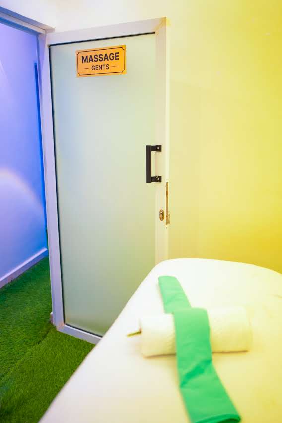 Massage Gents room